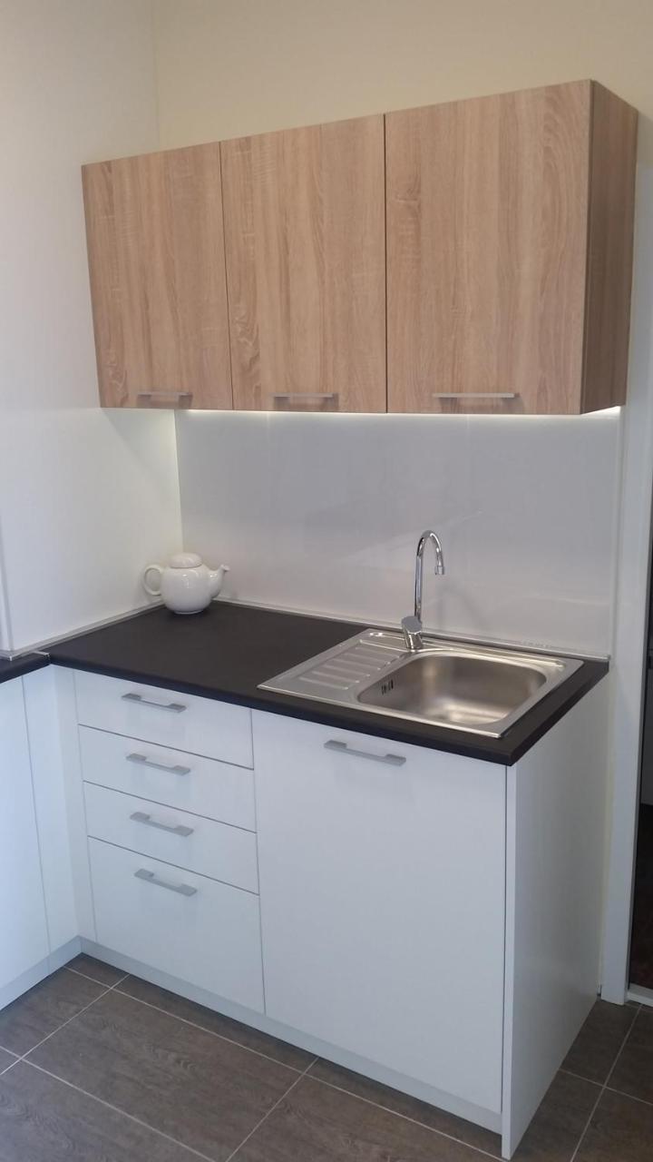Alux Apartment Belgrado Esterno foto