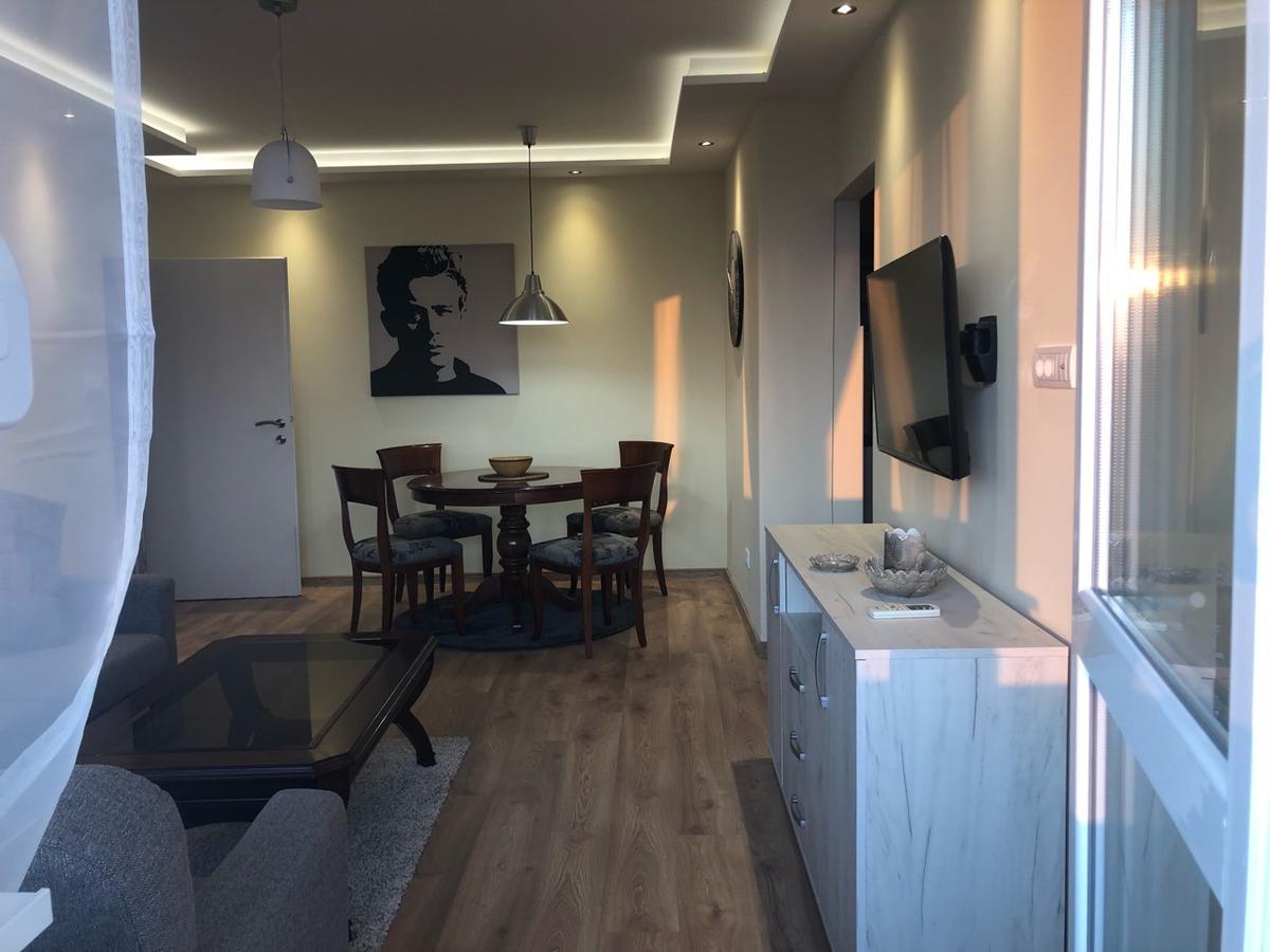 Alux Apartment Belgrado Esterno foto