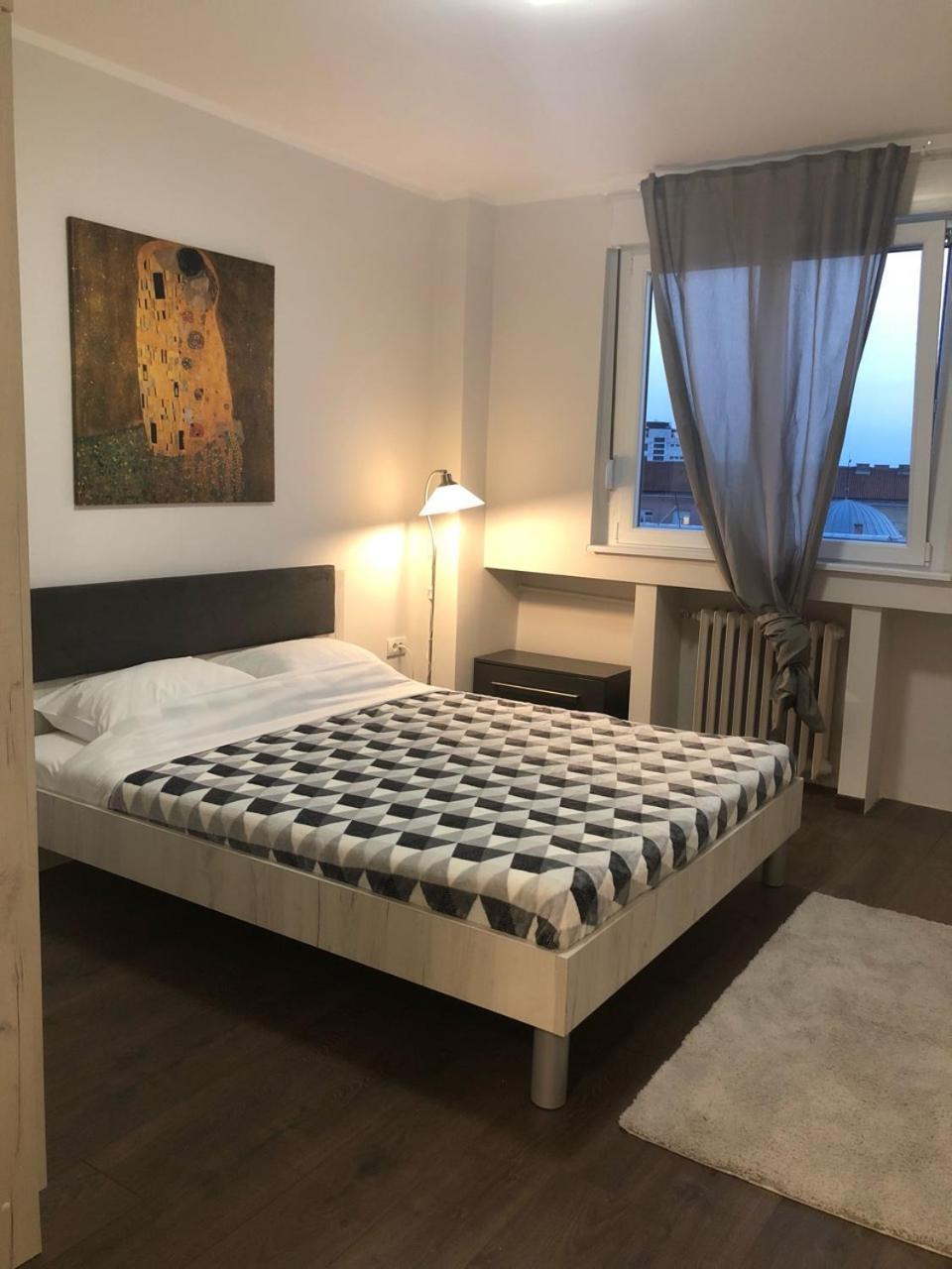 Alux Apartment Belgrado Esterno foto