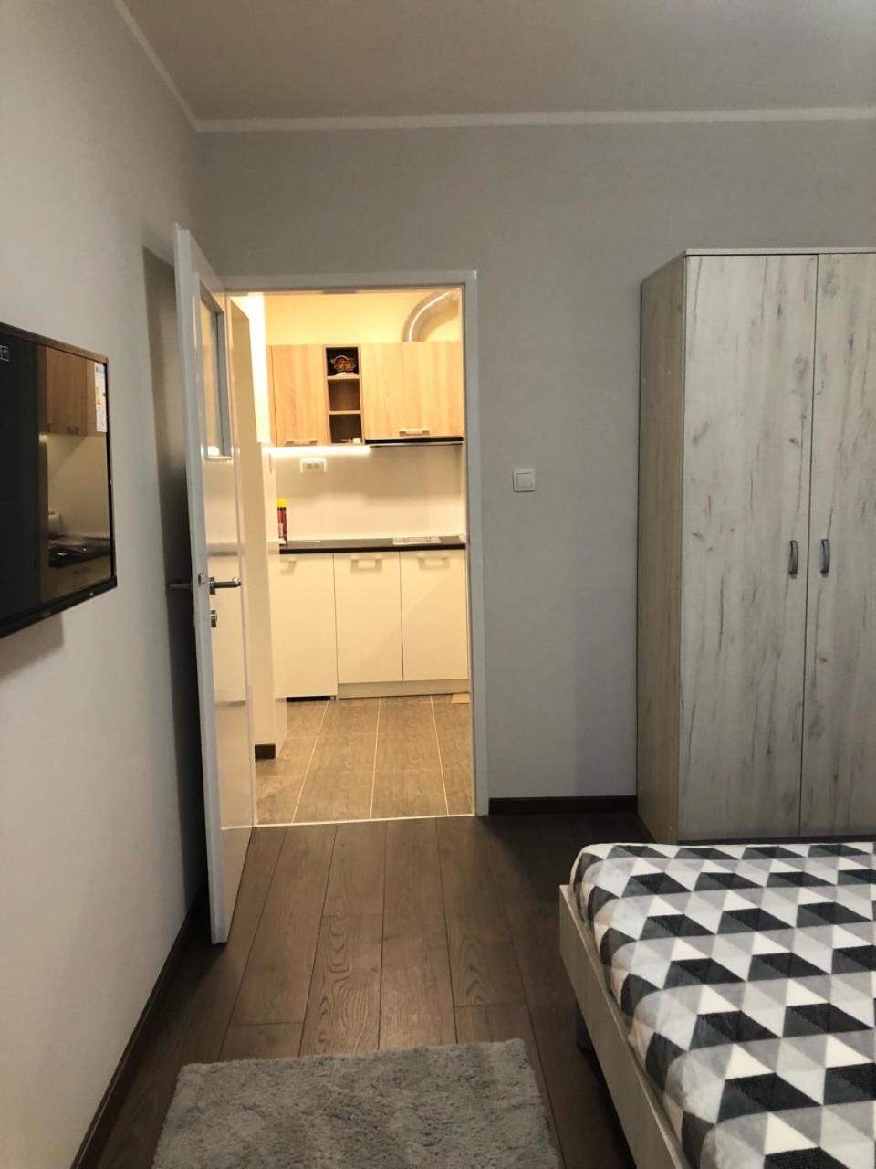 Alux Apartment Belgrado Esterno foto
